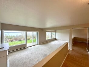 600 S State St in Bellingham, WA - Building Photo - Building Photo