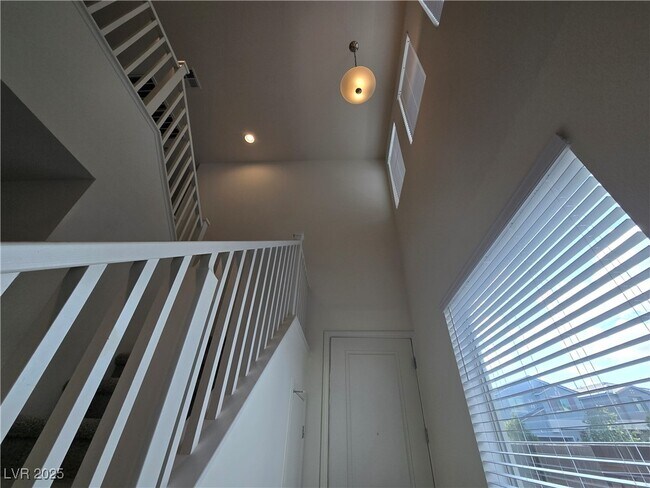 5817 Bonita Rose St in Las Vegas, NV - Building Photo - Building Photo