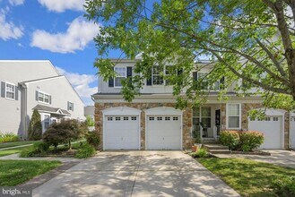 33 Weaver Dr in Evesham, NJ - Building Photo - Building Photo