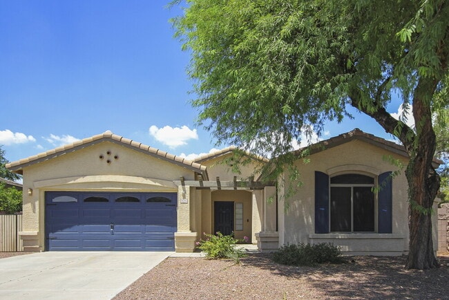 property at 18782 E Kingbird Dr