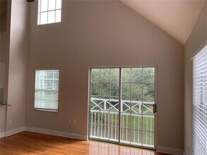 10416 White Lake Ct in Tampa, FL - Building Photo - Building Photo