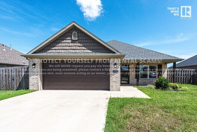 property at 4324 W Newton Ave