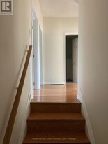 763 Dundas St W in Toronto, ON - Building Photo