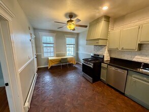 324 Chelsea St in Boston, MA - Building Photo - Building Photo