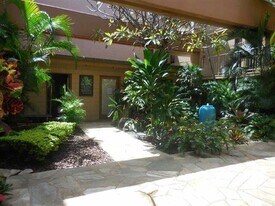 3785 Lower Honoapiilani Rd, Unit 317 in Lahaina, HI - Building Photo