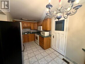 92 Gary Ave in Hamilton, ON - Building Photo - Building Photo