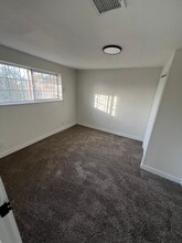 241 Carnes Rd in El Paso, TX - Building Photo - Building Photo