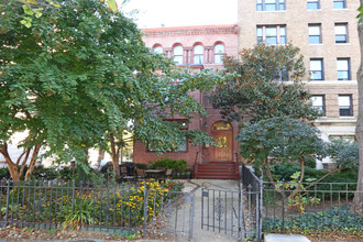 1919 16th St NW in Washington, DC - Foto de edificio - Building Photo