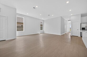 27423 Sunterra Village Dr in Katy, TX - Building Photo - Building Photo