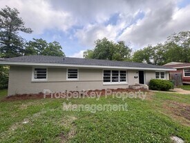 1437 Beaumont Dr in Montgomery, AL - Building Photo