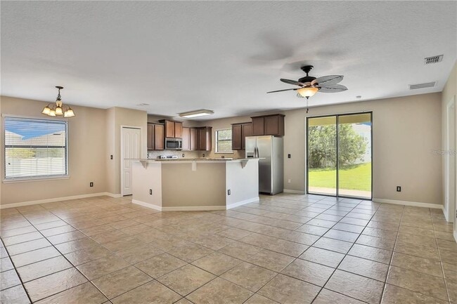 2221 Tulip Valley Point in Sanford, FL - Building Photo - Building Photo