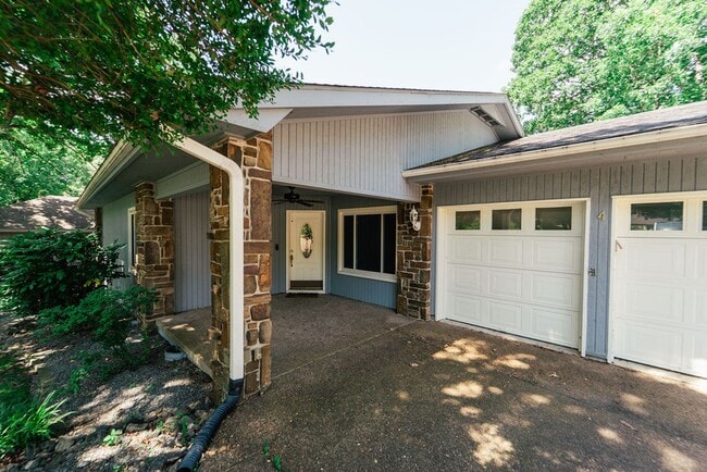 4 Rodriguez Trce in Hot Springs, AR - Building Photo - Building Photo