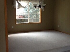 12507 SE 24th St in Vancouver, WA - Building Photo - Building Photo