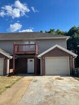 2317 W Skyler Dr in Fayetteville, AR - Building Photo