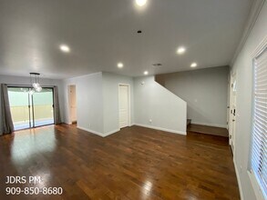 1330 Mayflower Ave in Monrovia, CA - Building Photo - Building Photo