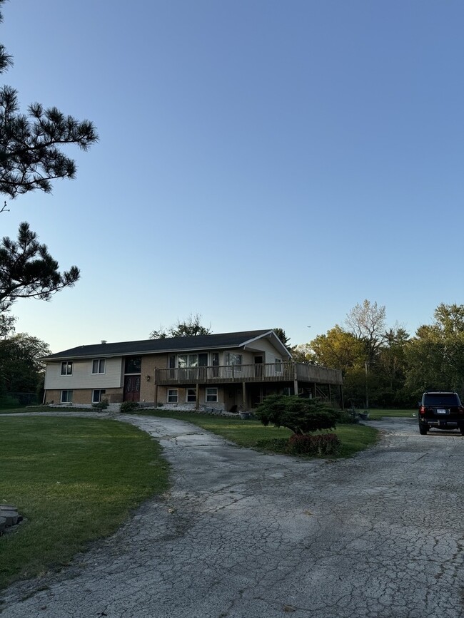 2 Wild Cherry Ln in Palos Park, IL - Foto de edificio - Building Photo