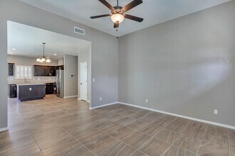 6081 Vintage St in El Paso, TX - Building Photo - Building Photo