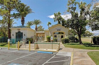 5155 W Tropicana Ave in Las Vegas, NV - Building Photo - Building Photo
