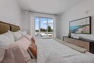 Zinnia in Shoreline, WA - Building Photo - Building Photo