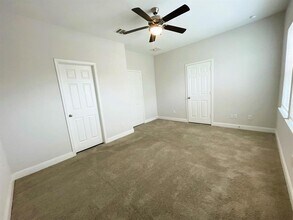 2218 Bringhurst St, Unit B in Houston, TX - Building Photo - Building Photo