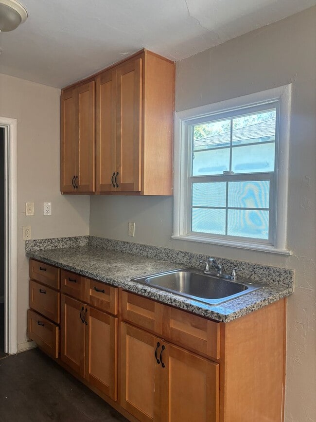 property at 1817 Stowe Ave