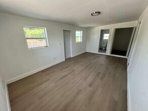 422 SW 4th Ave in Delray Beach, FL - Building Photo - Building Photo