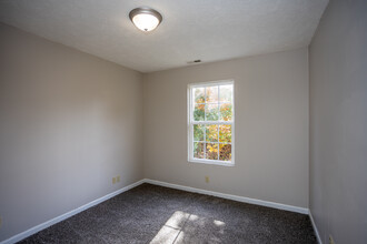 Willow Run in Abingdon, VA - Building Photo - Interior Photo