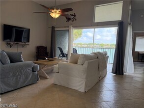 2571 Citrus Lake Dr in Naples, FL - Building Photo - Building Photo