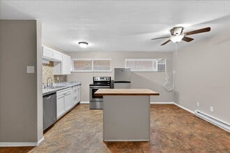 3536 Morgan Ford Rd in St. Louis, MO - Building Photo - Building Photo