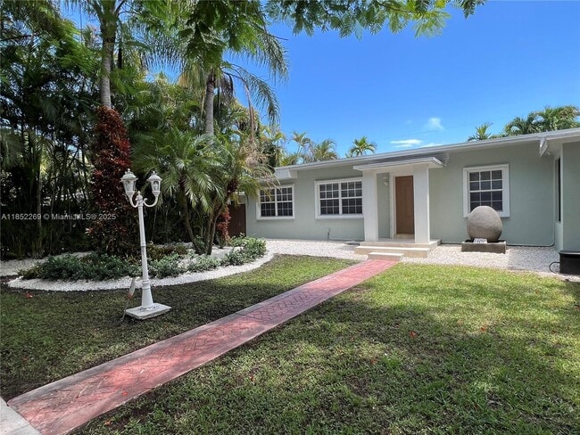 property at 5940 SW 47th St