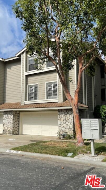 923 Lotus Cir in San Dimas, CA - Building Photo - Building Photo
