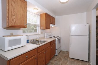 Plum Park Apartments in Plum, PA - Building Photo - Interior Photo
