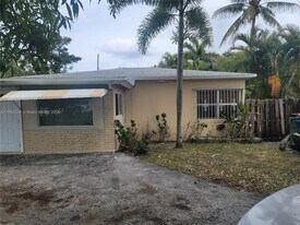 1244 NW 7th Ave in Fort Lauderdale, FL - Building Photo