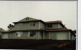 4925-4931 Wa-Tau-Ga Ave in Tacoma, WA - Building Photo