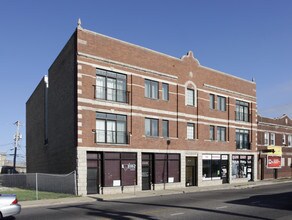 4346 N Pulaski Rd in Chicago, IL - Foto de edificio - Building Photo