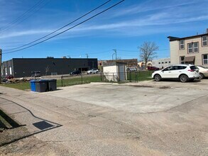 3052 Minnehaha Ave, Unit #4 in Minneapolis, MN - Building Photo - Building Photo