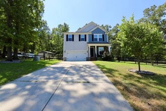 71 Carina Ln in Lugoff, SC - Building Photo - Building Photo
