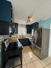 206 10th St in St. Augustine, FL - Building Photo - Building Photo