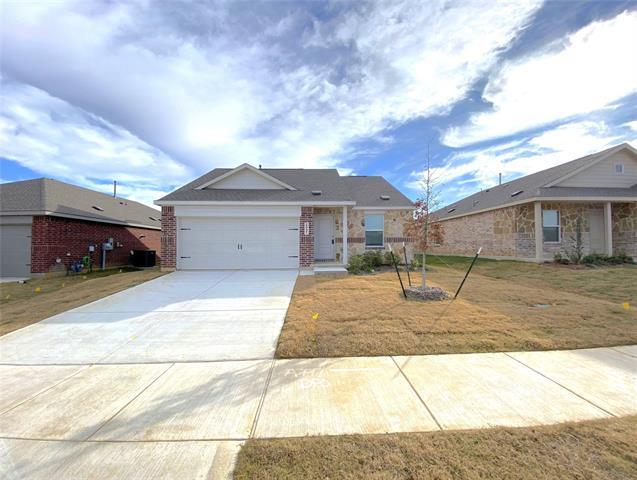 2037 Derby Ln in Aubrey, TX - Building Photo - Building Photo