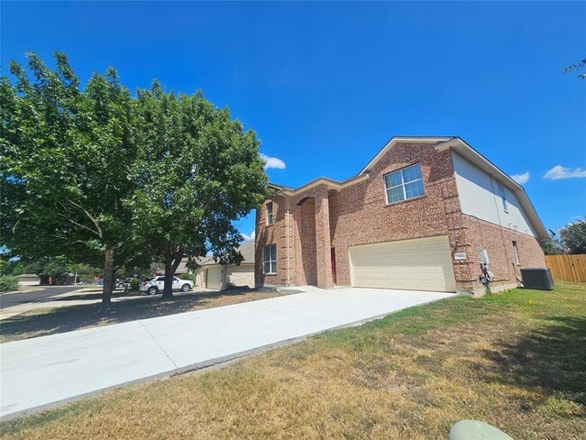 164 Ashwood N in Kyle, TX - Foto de edificio - Building Photo