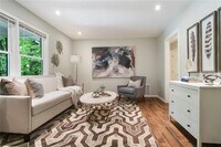 2899 White Oak Dr photo'