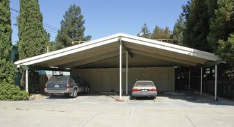 221-227 Green St in Martinez, CA - Building Photo