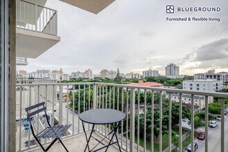 987 SW 37th Ave in Miami, FL - Building Photo - Building Photo