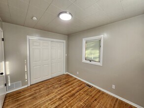 1705 Avenue G in Dodge City, KS - Building Photo - Building Photo
