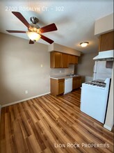 2700 Rosalyn Ct in Minneapolis, MN - Building Photo - Building Photo