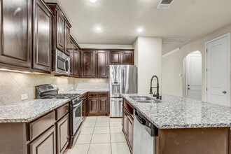 10628 Desert Willow Loop in Austin, TX - Building Photo - Building Photo