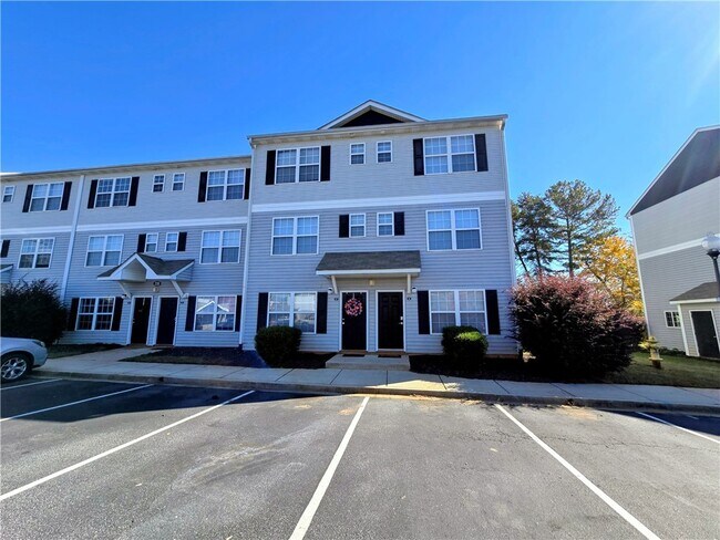 220 Campus Dr in Central, SC - Building Photo - Building Photo