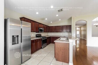 16311 Bridgecrossing Dr in Lithia, FL - Building Photo - Building Photo