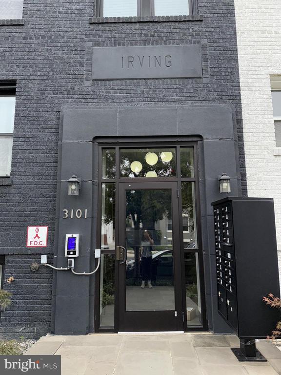 3101 Sherman Ave NW in Washington, DC - Foto de edificio - Building Photo