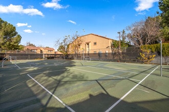 Granada Villas in Lancaster, CA - Foto de edificio - Building Photo